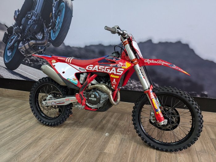 2022 GASGAS MC 450F TROY LEE DESIGNS RED