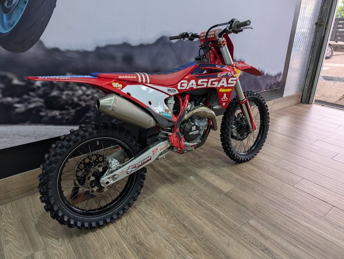 2022 GASGAS MC 450F TROY LEE DESIGNS RED