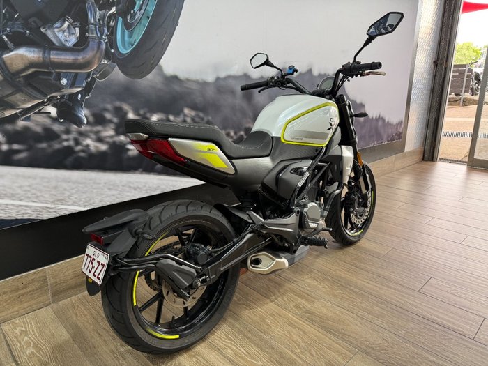 2023 CFMOTO 300 CL-X WHITE
