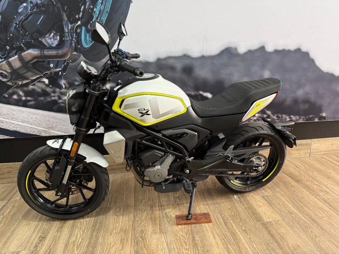 2023 CFMOTO 300 CL-X WHITE