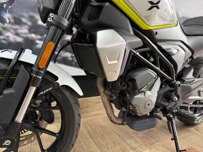 2023 CFMOTO 300 CL-X WHITE