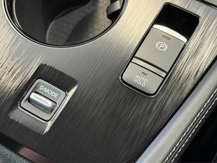 2025 Nissan X-TRAIL ST-L