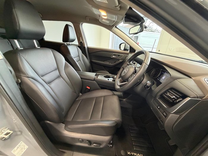 2025 Nissan X-TRAIL ST-L