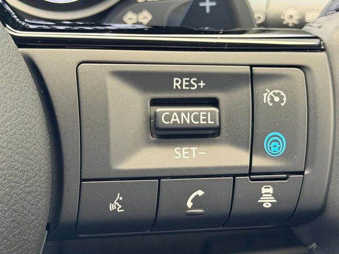 2024 Nissan X-TRAIL ST-L