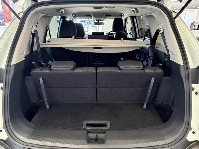 2024 Nissan X-TRAIL ST-L