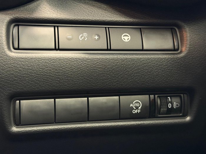 2024 Nissan JUKE ST-L