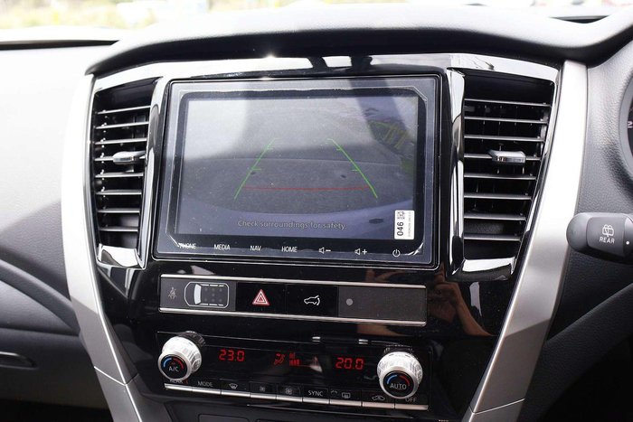 2025 Mitsubishi Pajero Sport GLS