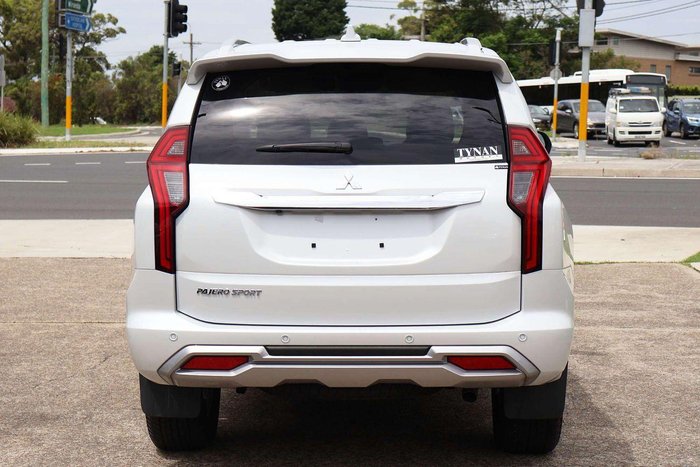 2025 Mitsubishi Pajero Sport GLS