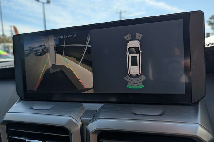 2025 LDV D90 Executive