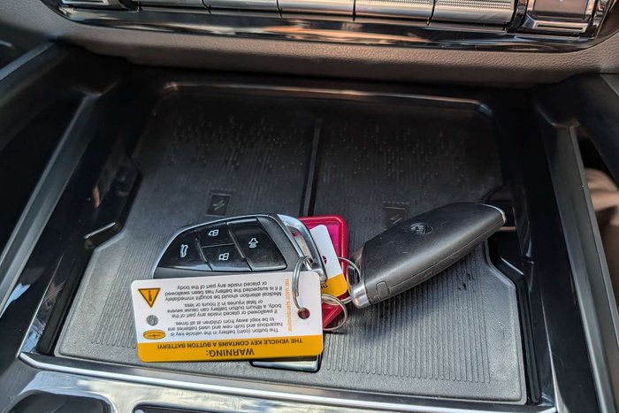 2025 LDV D90 Executive