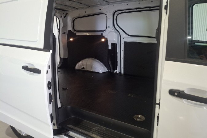 2023 LDV G10+ LIFT DOOR