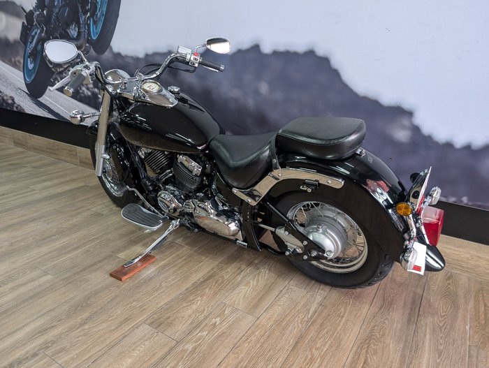 2018 Yamaha XVS650 V-STAR CUSTOM Black