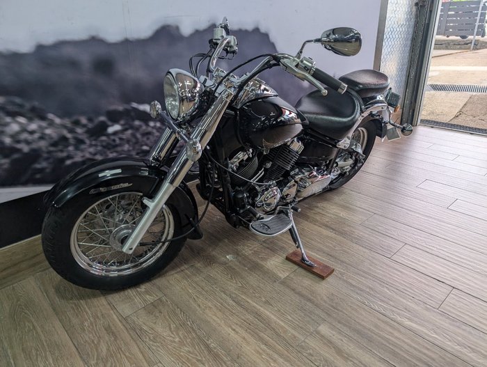 2018 Yamaha XVS650 V-STAR CUSTOM Black