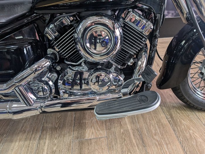 2018 Yamaha XVS650 V-STAR CUSTOM Black