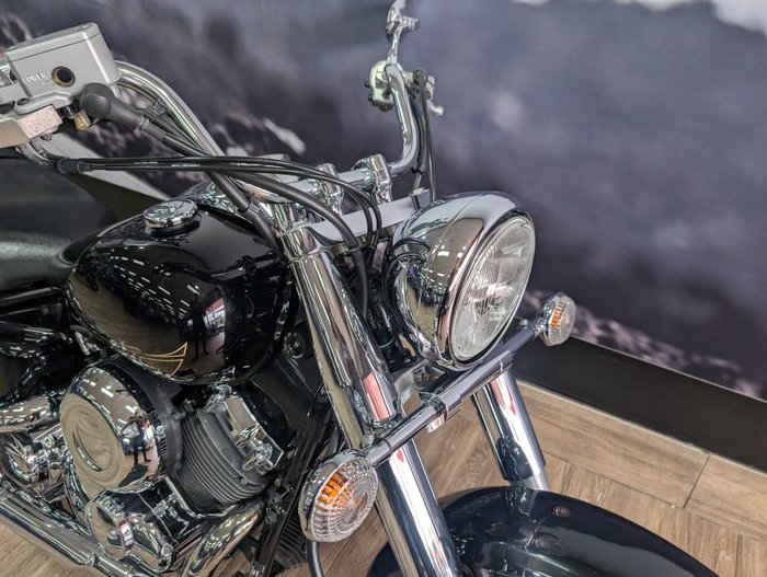 2018 Yamaha XVS650 V-STAR CUSTOM Black