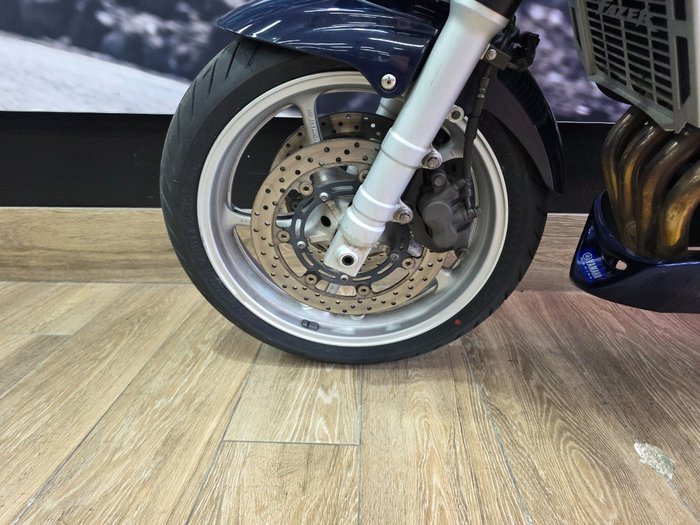 2005 Yamaha FZ6S BLUE