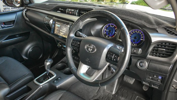 2019 Toyota Hilux SR5
