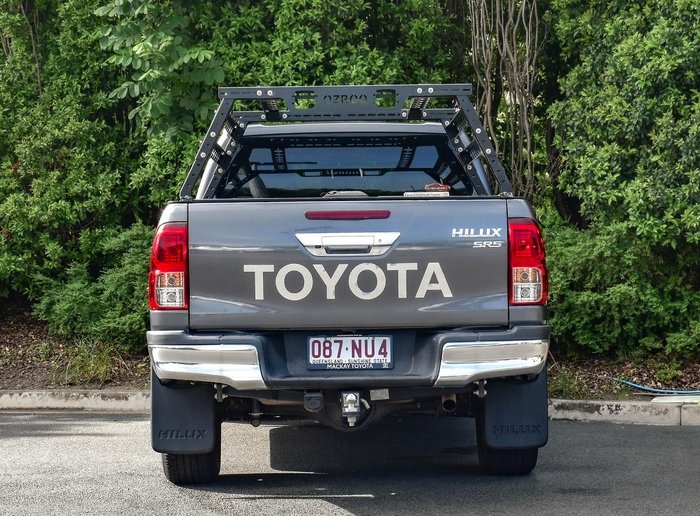 2019 Toyota Hilux SR5