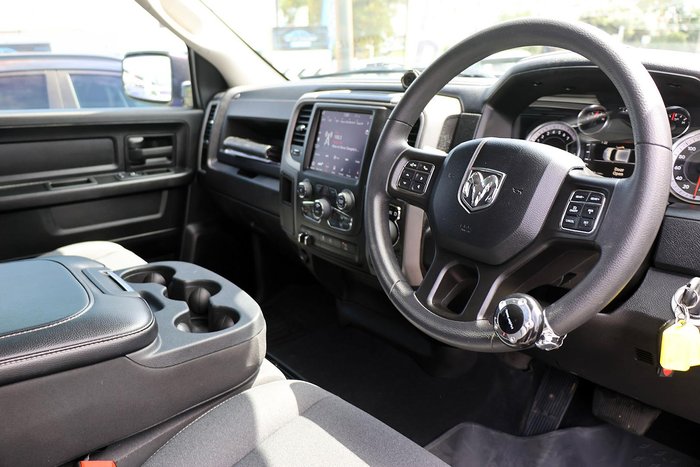 2022 RAM 1500 Express DS MY22 4X4 Dual Range Bright White