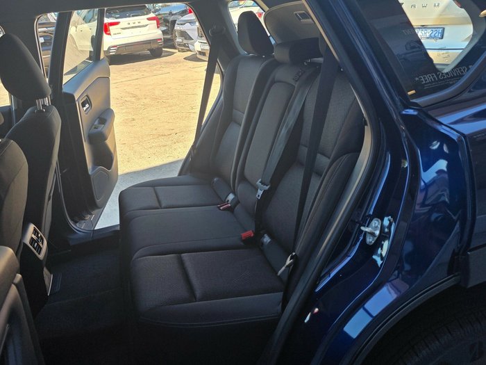 2025 Nissan X-TRAIL ST