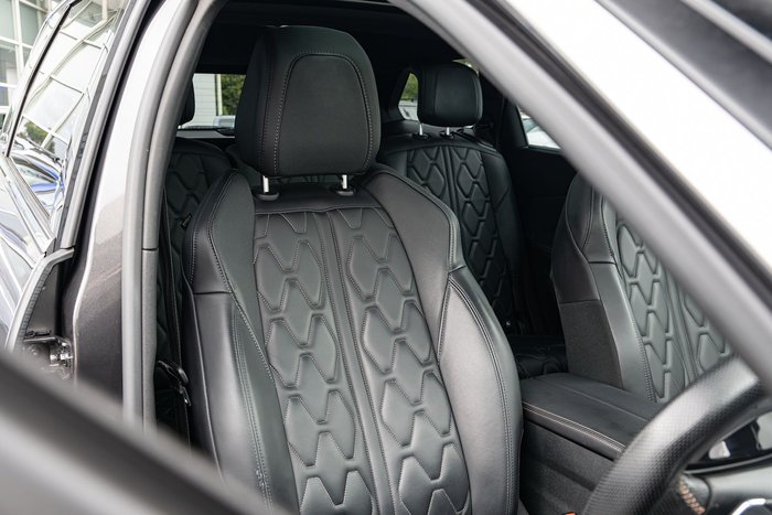 2022 Peugeot 5008 GT