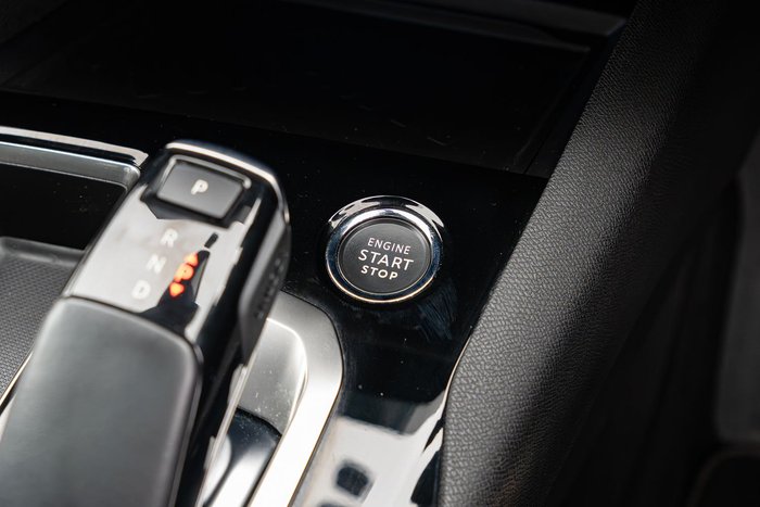 2022 Peugeot 5008 GT