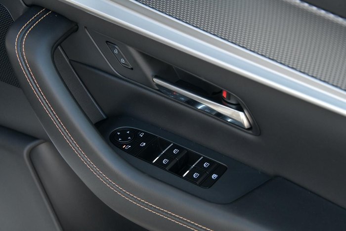 2025 Mazda CX-60 G25 Evolve