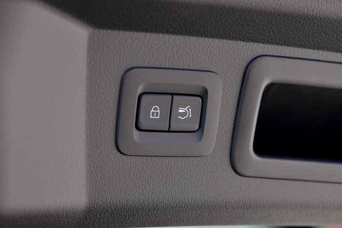 2025 Mazda CX-60 G25 Evolve