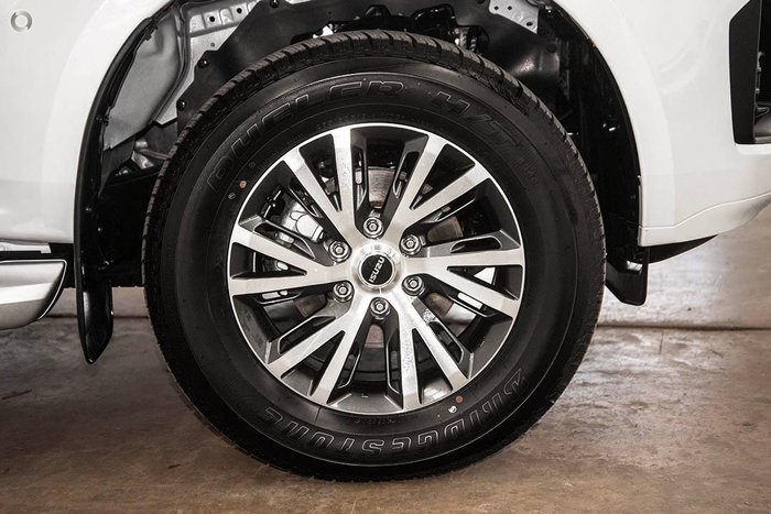 2025 Isuzu D-MAX LS-U+