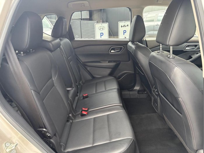 2023 Nissan X-TRAIL ST-L