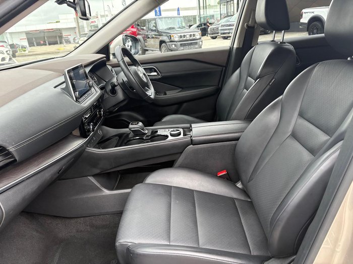 2023 Nissan X-TRAIL ST-L