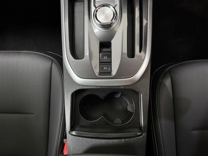 2025 GWM Haval Jolion Vanta Hybrid A02 Hamilton White