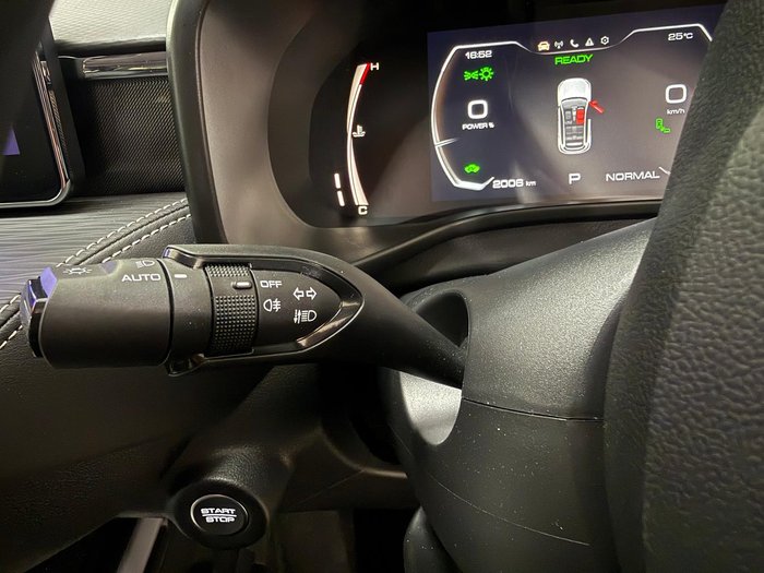 2025 GWM Haval Jolion Vanta Hybrid A02 Hamilton White