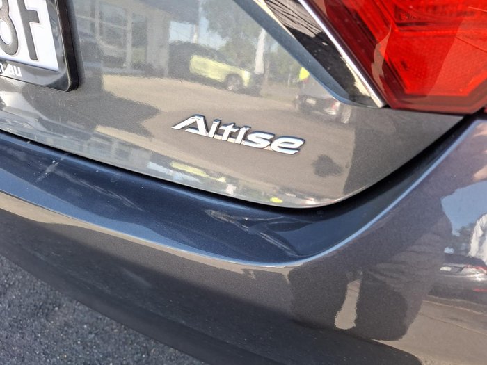 2015 Toyota Camry Altise