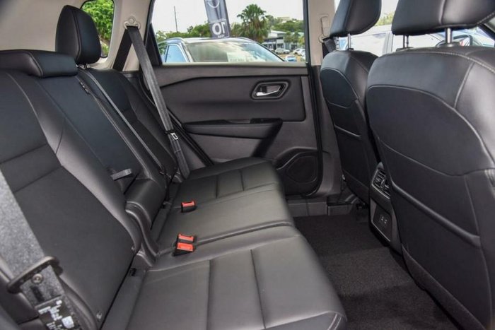 2026 Nissan X-TRAIL ST-L T33 MY26 Ceramic Grey