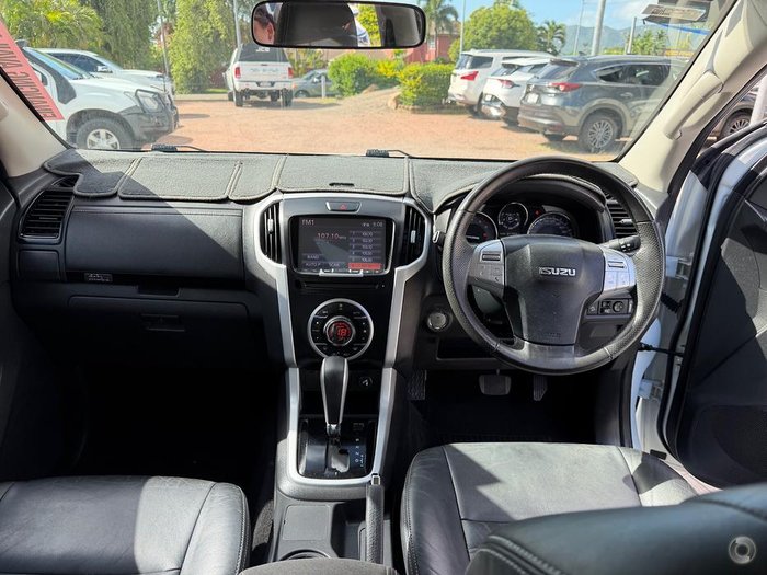 2017 Isuzu MU-X LS-T