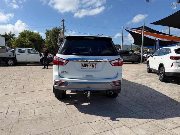 2017 Isuzu MU-X LS-T