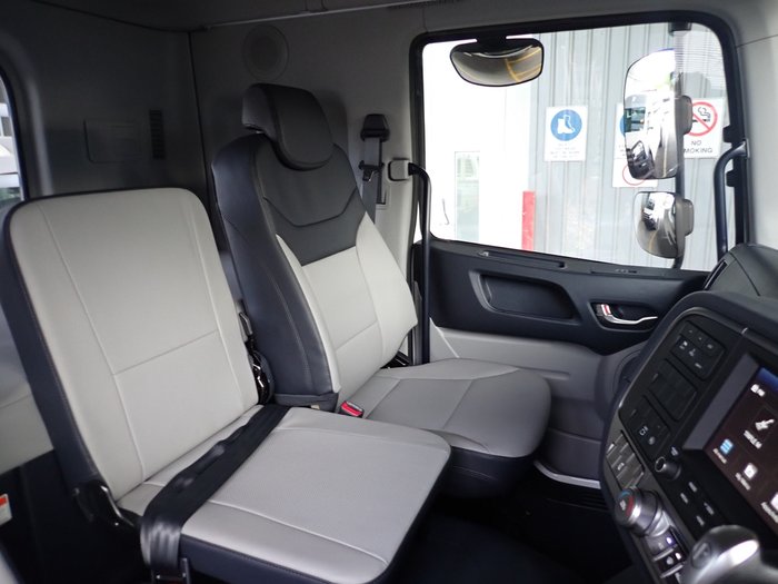 2025 HYUNDAI PAVISE D115