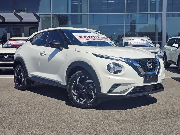 2023 Nissan JUKE ST+