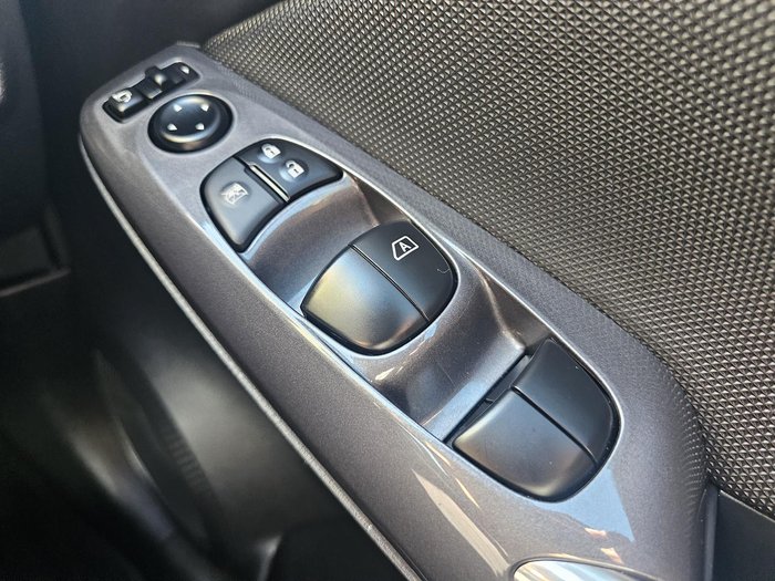 2023 Nissan JUKE ST+