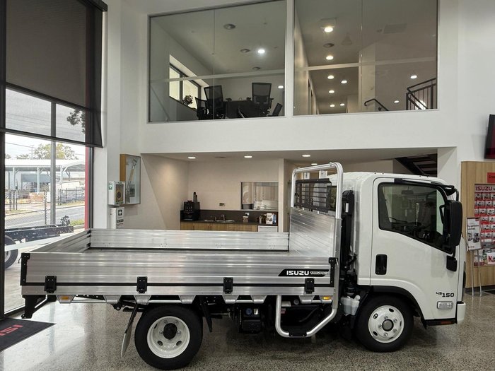 2026 Isuzu N Series NLR 45-150 MT D25 Traypack