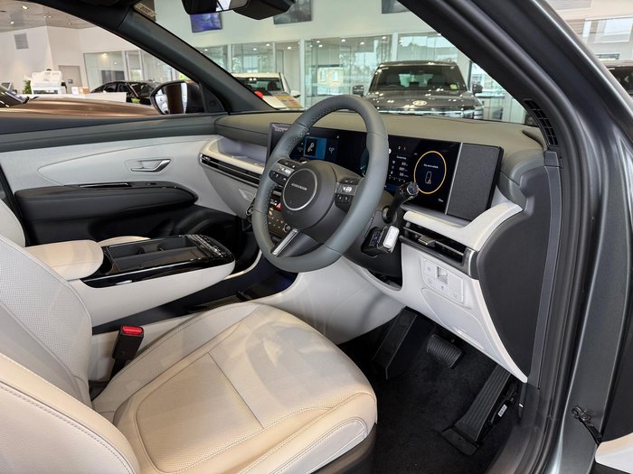 2026 Hyundai Tucson Hybrid Premium