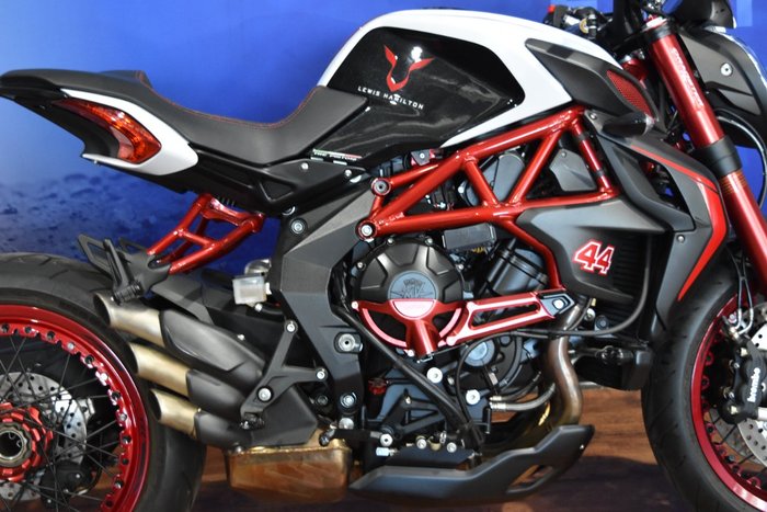 2018 MV Agusta BRUTALE 800 DRAGSTER RR LH44 Red