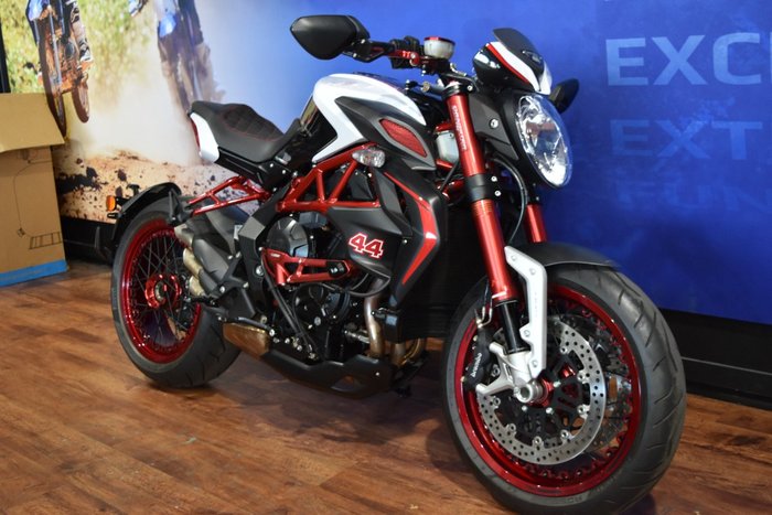 2018 MV Agusta BRUTALE 800 DRAGSTER RR LH44 Red