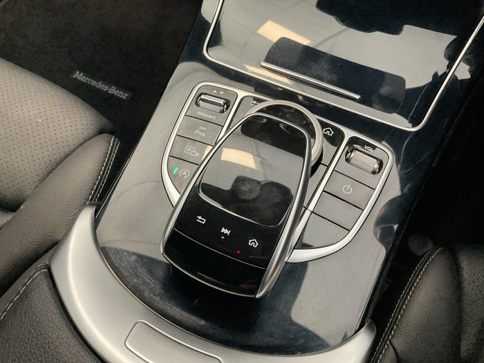 2020 Mercedes-Benz C-Class C200