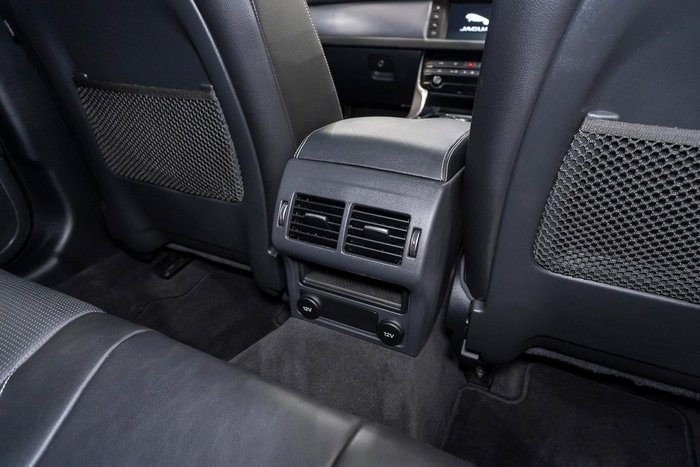 2016 Jaguar XF 25t R-Sport X260 MY16 Storm Grey