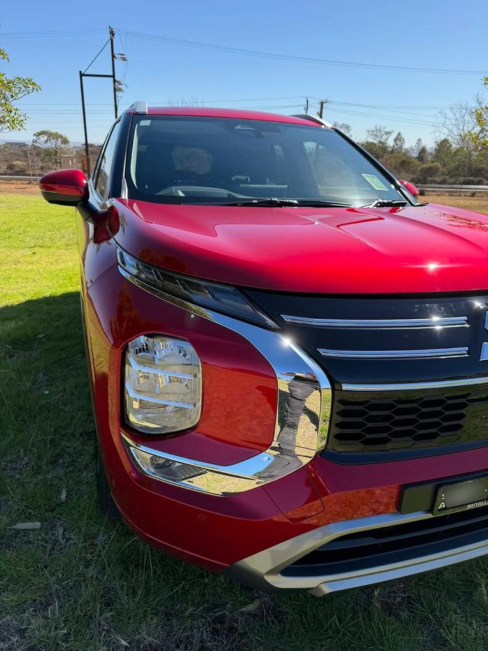 2025 Mitsubishi Outlander Exceed