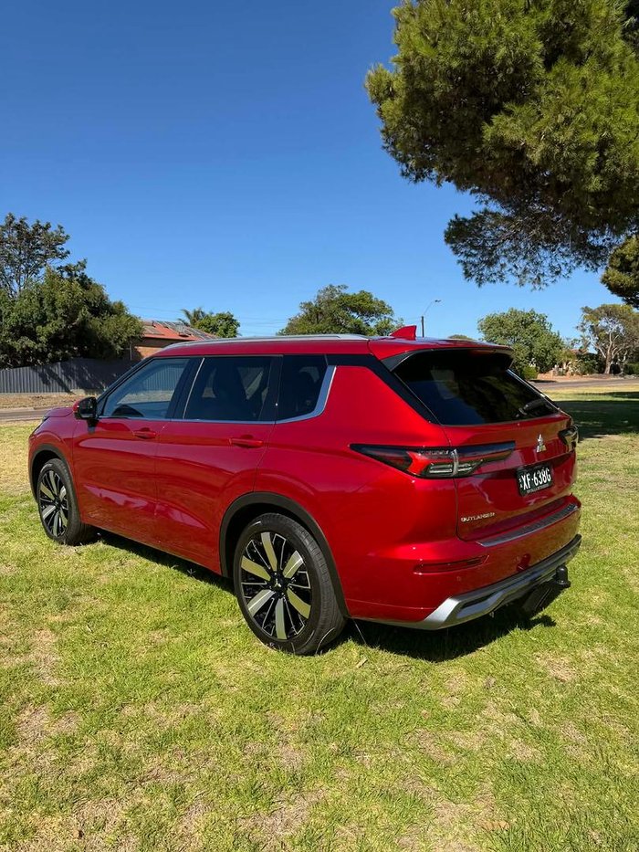 2025 Mitsubishi Outlander Exceed