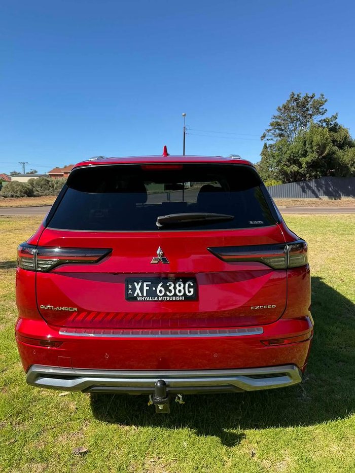 2025 Mitsubishi Outlander Exceed