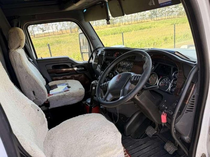 2017 Kenworth T610sar